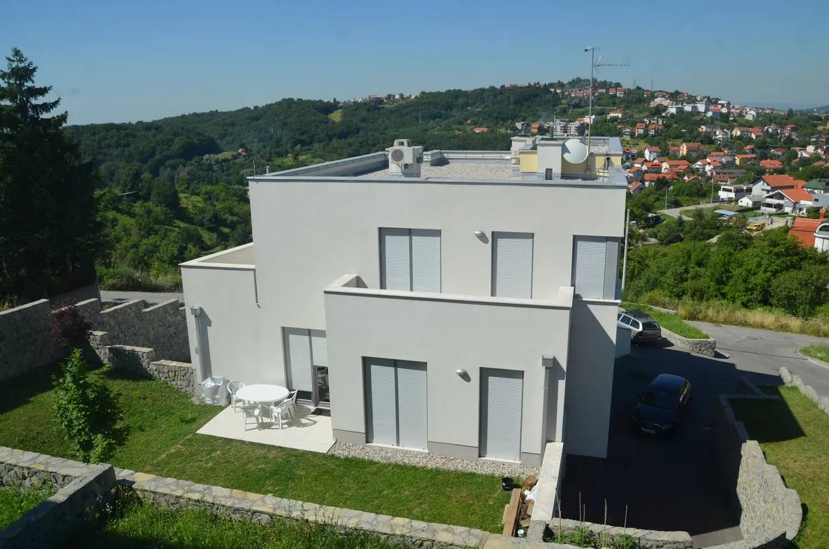 Expert opinions: valuation of flats in the Črna voda complex, Markuševec, Zagreb, photograph 2