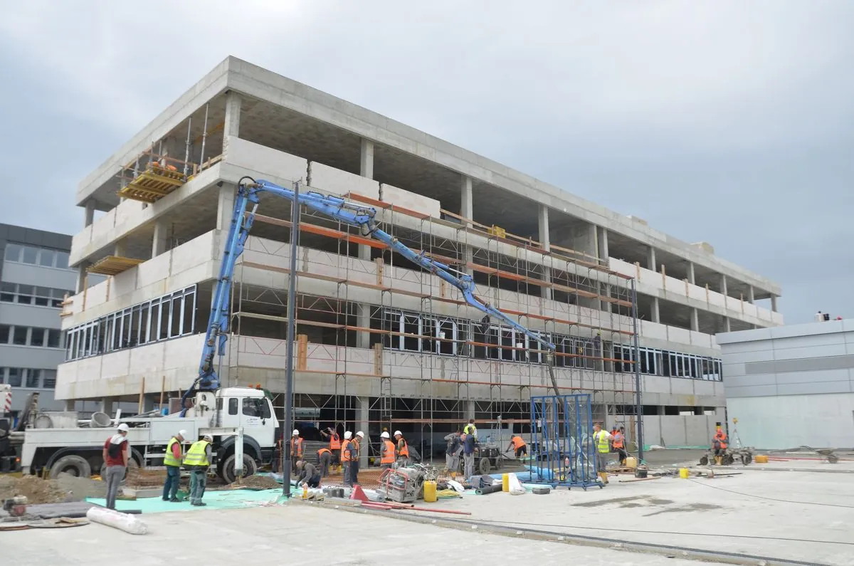 Site health and safety: construction of a Lidl store, Velika Gorica
